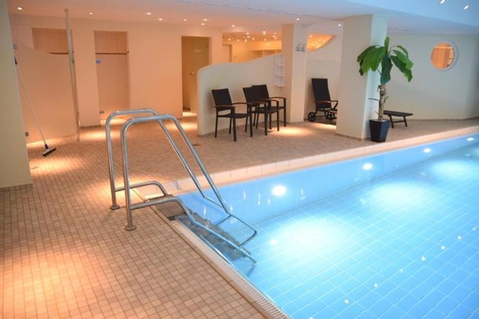 Schoenes Neues Hochwertig Renoviertes 2-Zimmer Appartement In Der 4. Etage. 韦斯特兰 外观 照片